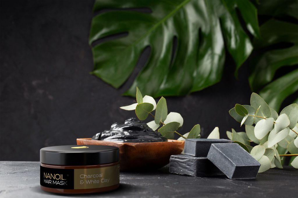 Nanoil Charcoal & White Clay hair mask The detox your hair needs